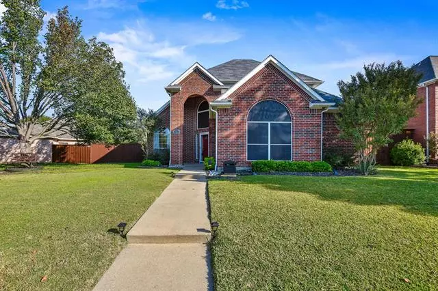 1917 Savage Drive, Plano, TX 75023