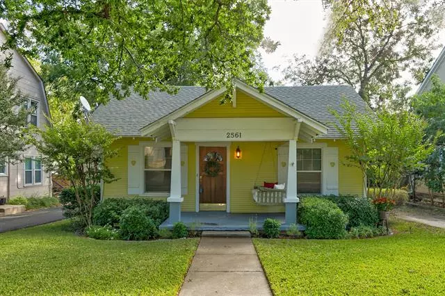 2561 Rogers Avenue, Fort Worth, TX 76109