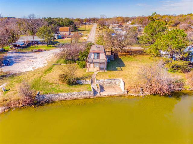 5737 Parkside Court, Granbury, TX 76048