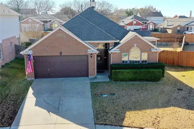 4644 Park Bend Drive, Fort Worth, TX 76137