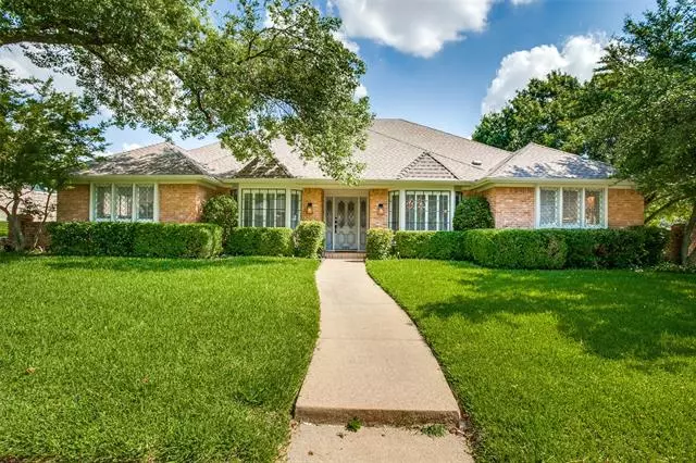 9049 Dunmore Drive, Dallas, TX 75231