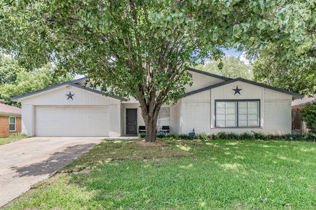 405 Sixpence Lane, Euless, TX 76039