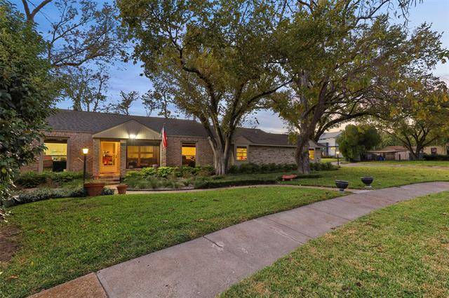 Dallas, TX 75220,3810 Seguin Drive