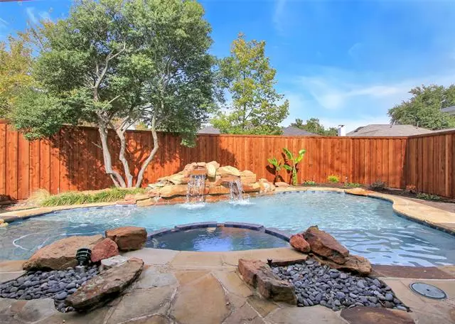 Dallas, TX 75248,6009 Black Berry Lane