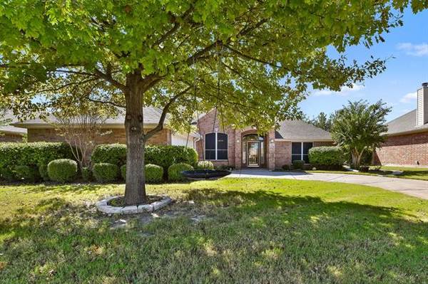 112 Honeysuckle Drive, Justin, TX 76247