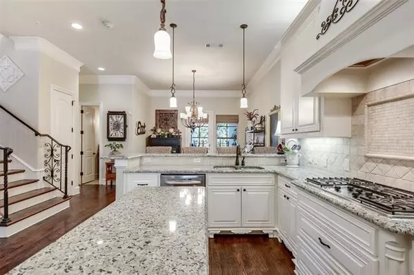 1733 Fountain Pass Drive, Colleyville, TX 76034