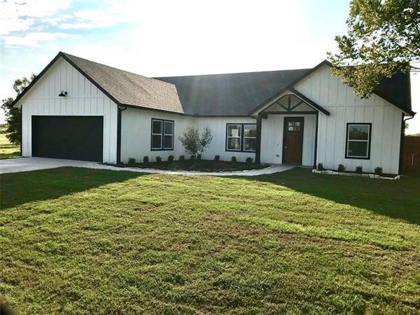 106 McElroy Street, Southmayd, TX 76268