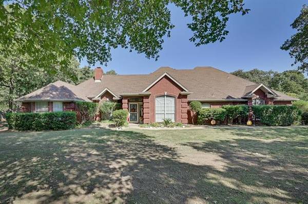 3615 Hollow Creek Road, Arlington, TX 76001