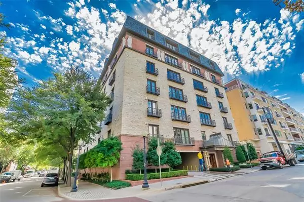 2848 Woodside Street #4C, Dallas, TX 75204