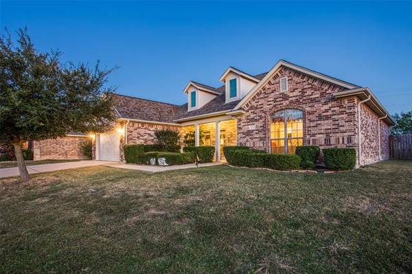 344 Lockwood Lane, Weatherford, TX 76087