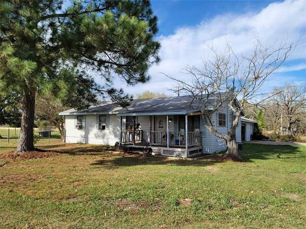 135 Cedar Elm Road, Trinidad, TX 75163