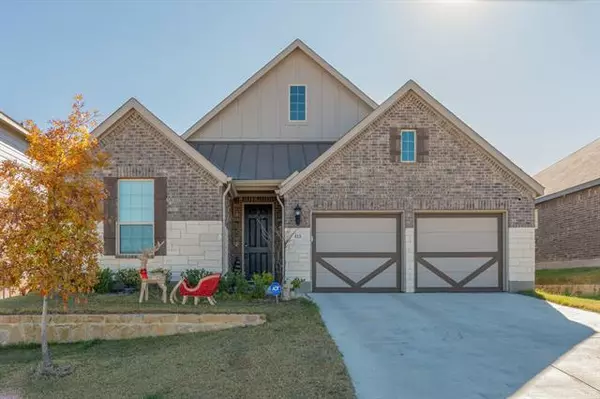 413 Pheasant Hill Lane, Fort Worth, TX 76028