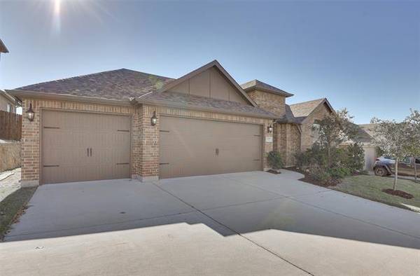 572 Kara Drive, Fate, TX 75087