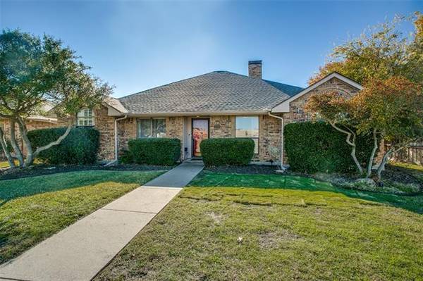 1932 Clearwater Trail, Carrollton, TX 75010