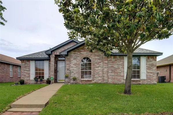 1413 Spicewood Drive, Mesquite, TX 75181