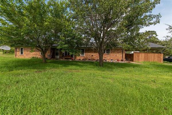 202 Tumbleweed Trail, Denison, TX 75021