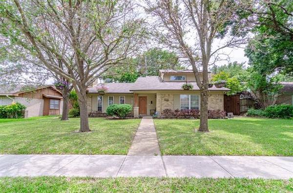 1806 Lewis Drive, Garland, TX 75041