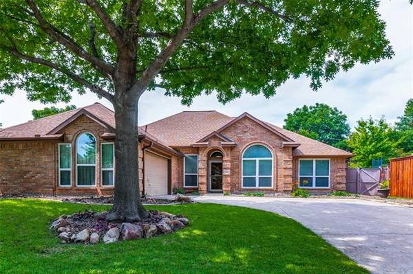 2801 Suzanne Drive, Rowlett, TX 75088