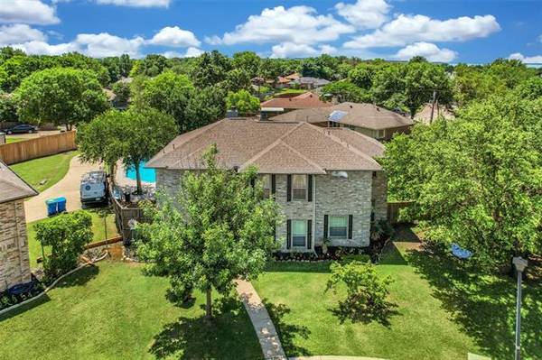 7914 Wayne Place, Rowlett, TX 75088