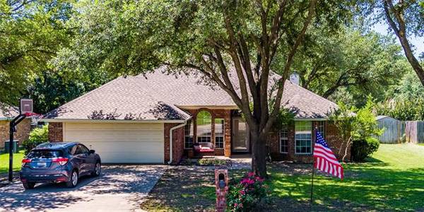 68 Delmore Drive, Hillsboro, TX 76645