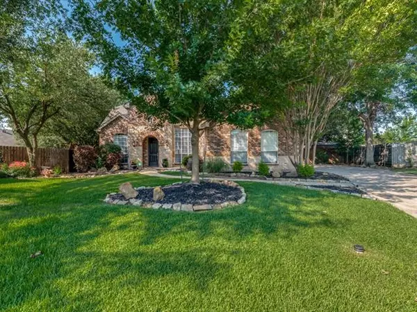 6 Macan Court, Mansfield, TX 76063