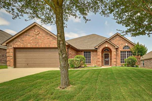 1415 Parkside Drive, Mansfield, TX 76063