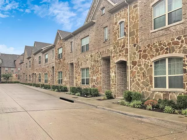 4401 Benton Lane #9, Carrollton, TX 75010