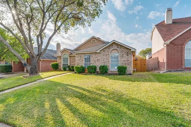 4323 Allegro Lane, Grand Prairie, TX 75052