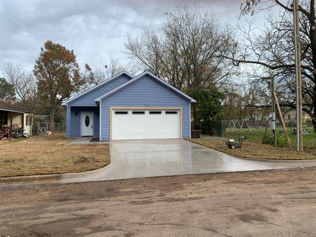 1312 Elm Street, Bonham, TX 75418