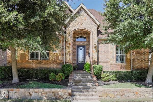 536 King Galloway Drive, Lewisville, TX 75056