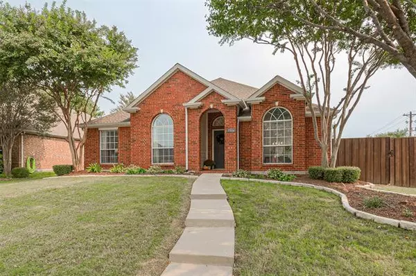 7304 Beckington Drive, Frisco, TX 75035