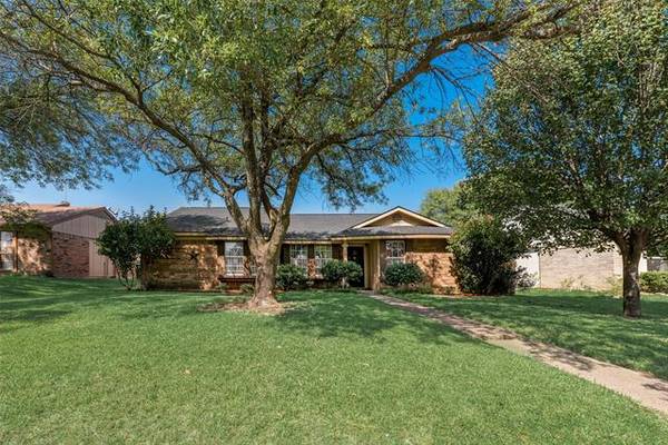 1201 High Country Drive, Garland, TX 75041