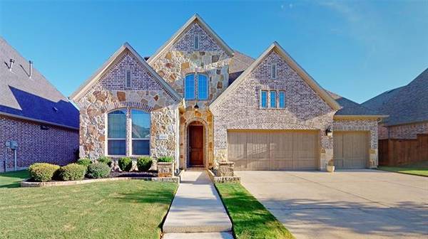 1044 W Bluff Way, Roanoke, TX 76262