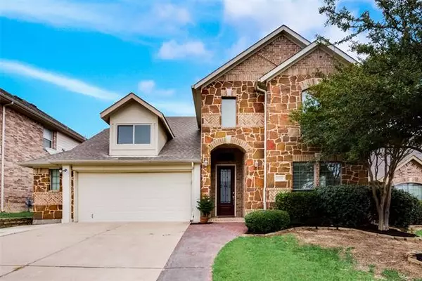 9704 Mcfarring Drive, Fort Worth, TX 76244