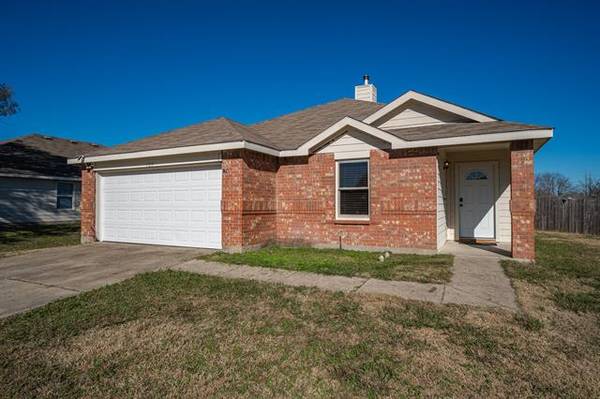 120 Live Oak Lane, Terrell, TX 75160