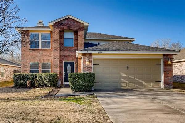 8716 Seven Oaks Lane, Denton, TX 76210