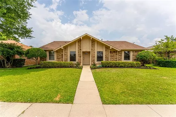 2233 Spring Leaf Drive, Carrollton, TX 75006