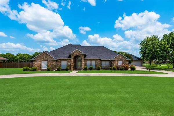 10637 E Clover Lane, Forney, TX 75126