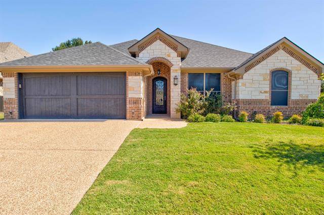 1045 Anna Circle, Granbury, TX 76048