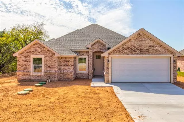 5706 Stonegate Circle, Granbury, TX 76048