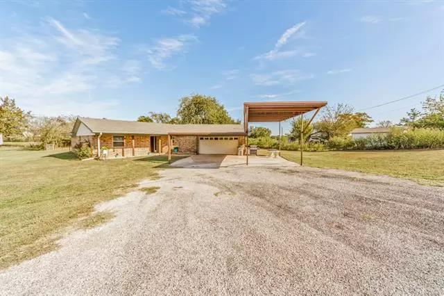 123 County Road 3693, Springtown, TX 76082