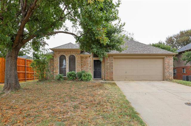 764 Texas Oak Trail, Lake Dallas, TX 75065