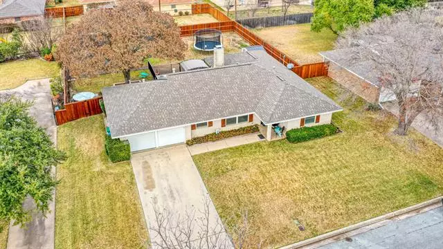 3520 Wren Avenue, Fort Worth, TX 76133