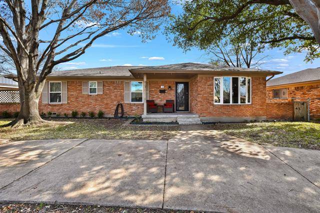 4822 Chilton Drive, Dallas, TX 75227