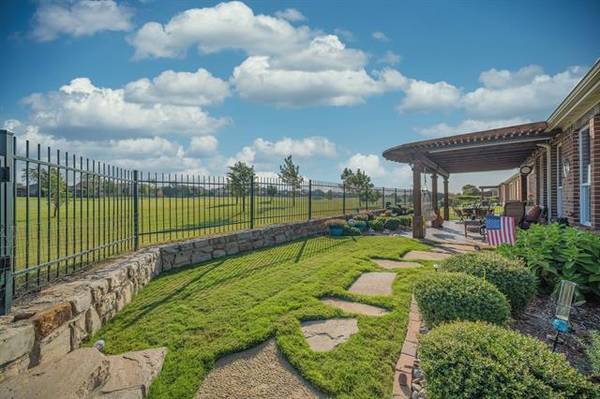 7686 Pasatiempo Drive, Frisco, TX 75036