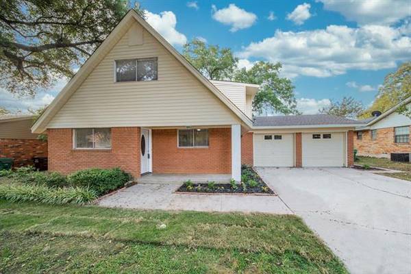 1213 Amherst Drive, Denton, TX 76201