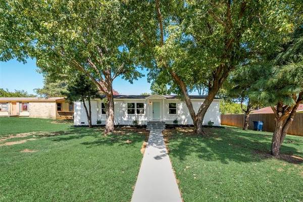 42 Balladeer, Corinth, TX 76210