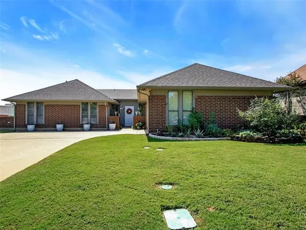 Highland Village, TX 75077,626 Meadowcrest Drive