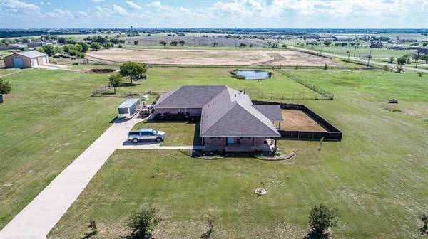 6229 High Meadows Drive, Krum, TX 76249