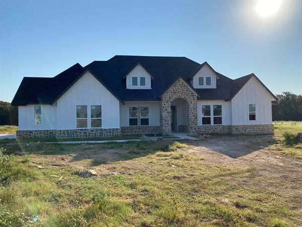 132 Katy Ranch Drive, Weatherford, TX 76085